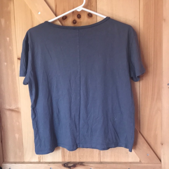 Cool tee from volcom - Picture 3 of 3